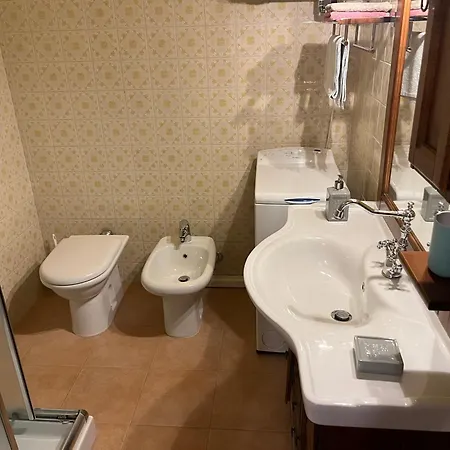 Superior Orso Bianco, Parquet, Wi-fi شقة